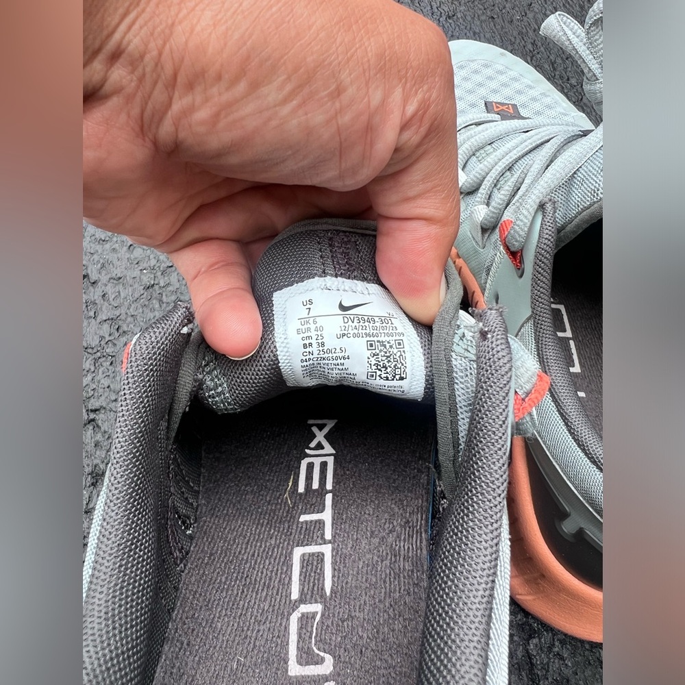 Nike Metcon Free 5 Campfire Orange / Mica Green - Picture 4 of 4